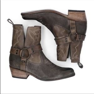 NWT BedStu Canada Western Cowboy Boots 9.5
